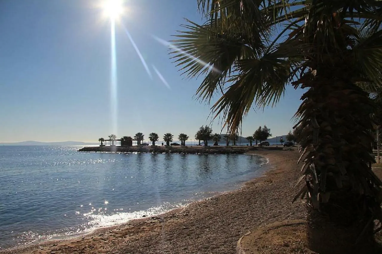 Holiday Home Aspalathos - With Free Parking, Near The Beach, A Few Minutes' Walking Distance To The Unesco Palace Split 0*,  Croatia