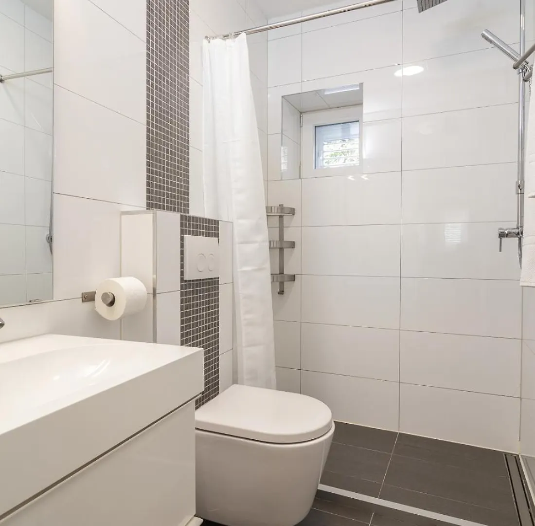 Holiday Home Aspalathos - With Free Parking, Near The Beach, A Few Minutes' Walking Distance To The Unesco Palace Split 0*,  Croatia
