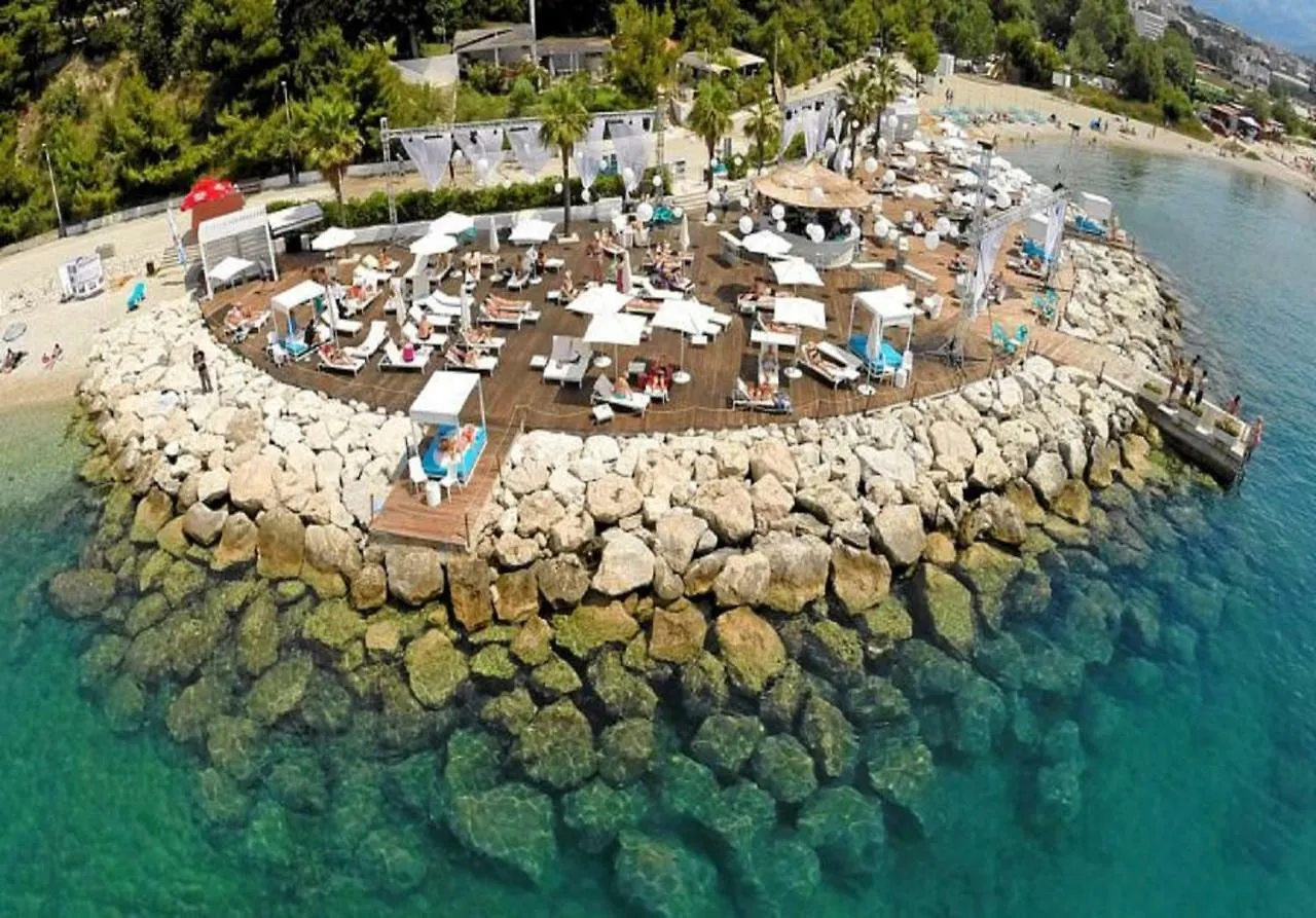 Holiday Home Aspalathos - With Free Parking, Near The Beach, A Few Minutes' Walking Distance To The Unesco Palace Split 0*,
